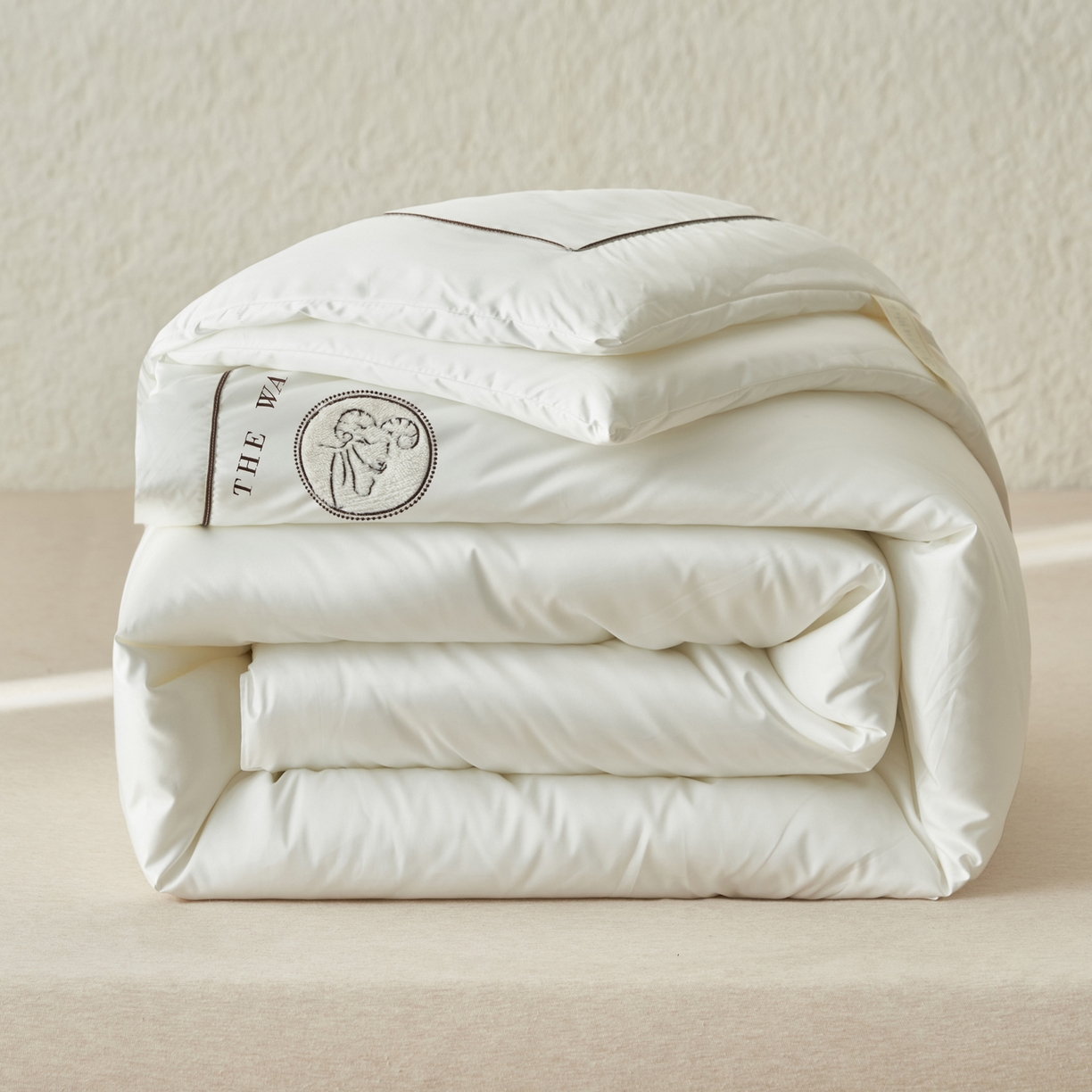 91家纺网 家纺一手货源 找家纺 子由家居 2025新款贴布绣澳洲进口羊毛被被子被芯 羊毛被-白色