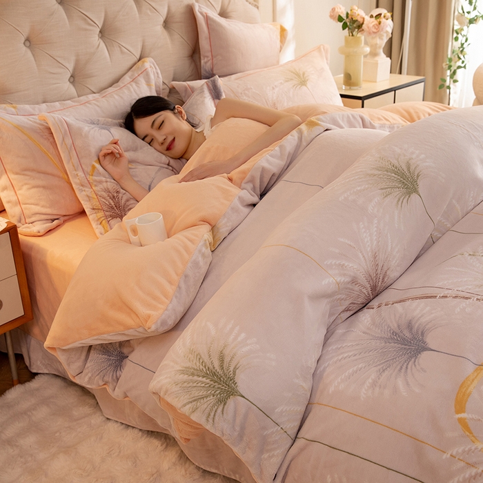 91家纺网 家纺一手货源 找家纺 简如 2025新款高克重A类印花臻棉绒牛奶绒四件套冬季加厚法莱 芦花摇曳（灰）