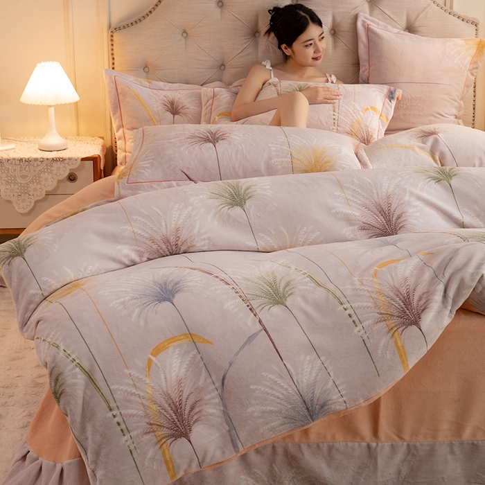 91家纺网 家纺一手货源 找家纺 简如 2025新款高克重A类印花臻棉绒牛奶绒四件套冬季加厚法莱 芦花摇曳（灰）