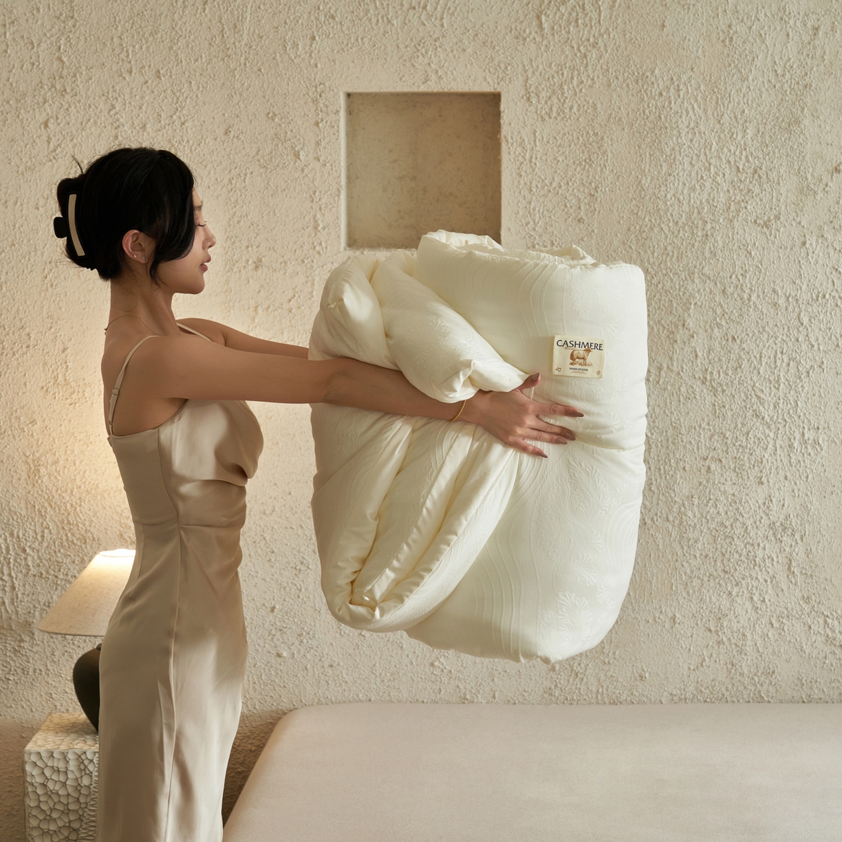 91家纺网 家纺一手货源 找家纺 （总）子由家居 2025新款水洗浮雕澳洲进口羊毛被被子被芯