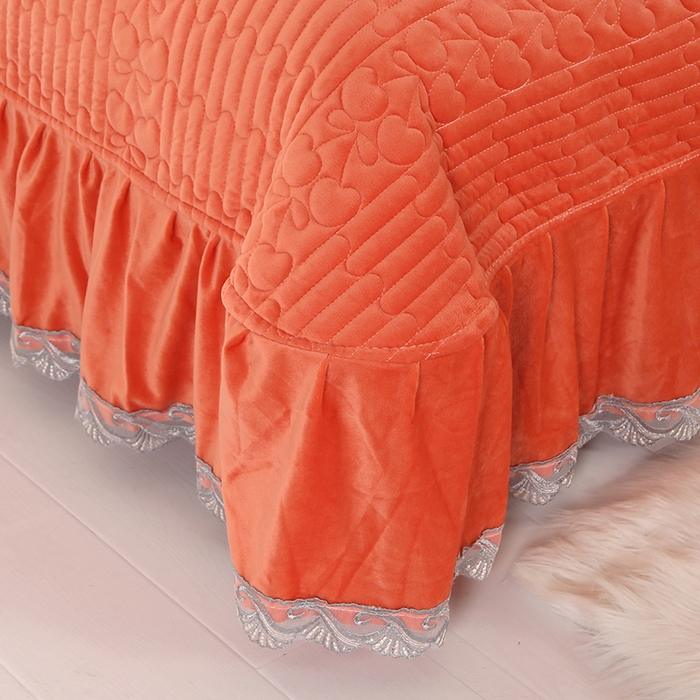 91家纺网 家纺一手货源 找家纺 栩裕纺织 2025新款宝宝绒夹棉单床盖-大蕾丝花边款 橙色