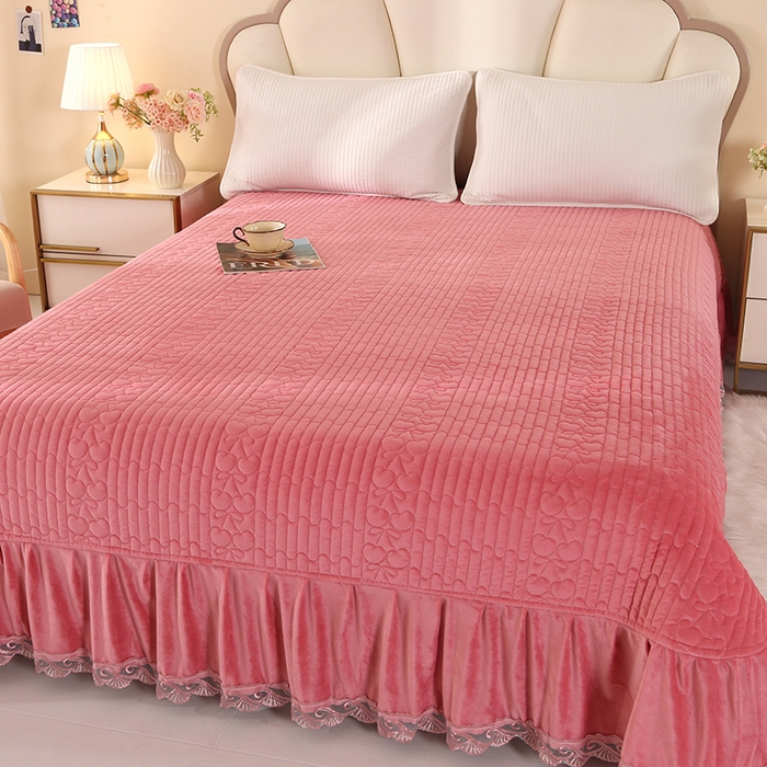 91家纺网 家纺一手货源 找家纺 栩裕纺织 2025新款宝宝绒夹棉单床盖-大蕾丝花边款 粉色