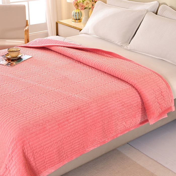 91家纺网 家纺一手货源 找家纺 栩裕纺织 2025新款宝宝绒夹棉单床盖-直边款 粉色