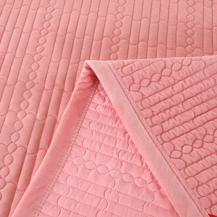 91家纺网 家纺一手货源 找家纺 栩裕纺织 2025新款宝宝绒夹棉单床盖-直边款 粉色
