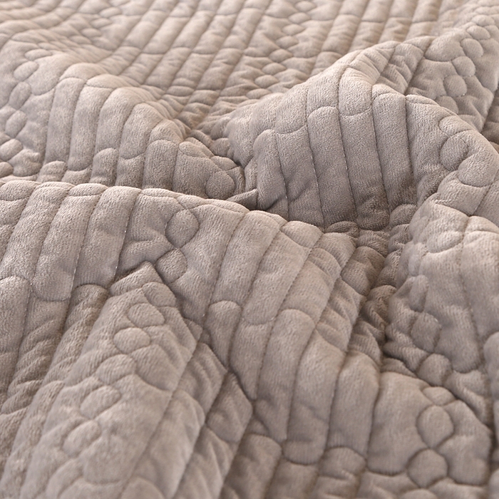 91家纺网 家纺一手货源 找家纺 栩裕纺织 2025新款宝宝绒夹棉单床盖-直边款 灰色