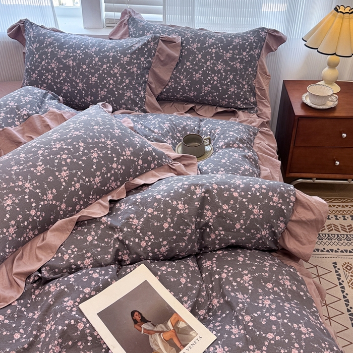 91家纺网 家纺一手货源 找家纺 芯贝儿 2025新款加厚原m有氧云感m提花四件套 花田浪漫