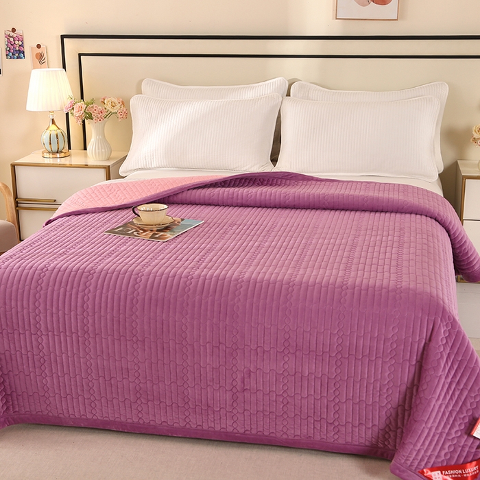 91家纺网 家纺一手货源 找家纺 栩裕纺织 2025新款宝宝绒夹棉单床盖-直边款 紫色