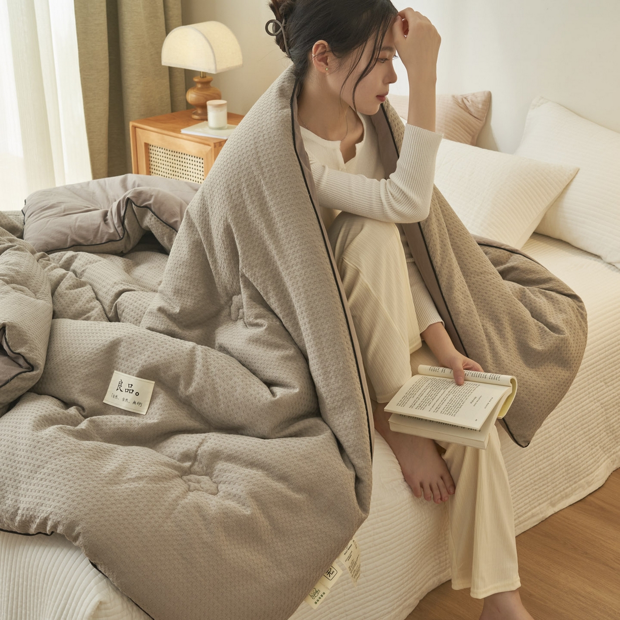 91家纺网 家纺一手货源 找家纺 子由家居 2025新款纯棉华夫格100%新疆棉花冬被被子被芯【里外纯棉】 华夫格棉花被-浅灰