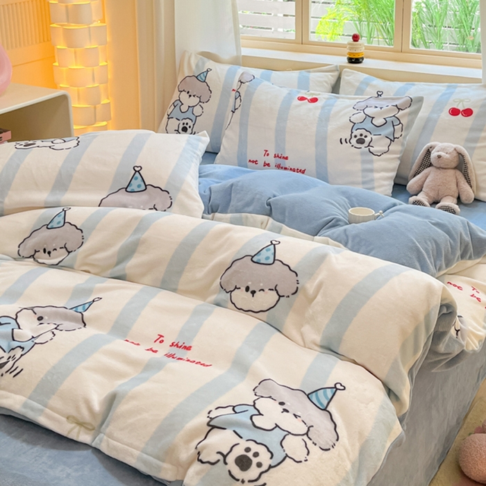 91家纺网 家纺一手货源 找家纺 铭宣 2025新款高克重牛奶绒印花保暖四件套床单床笠单被套款 高地犬-蓝