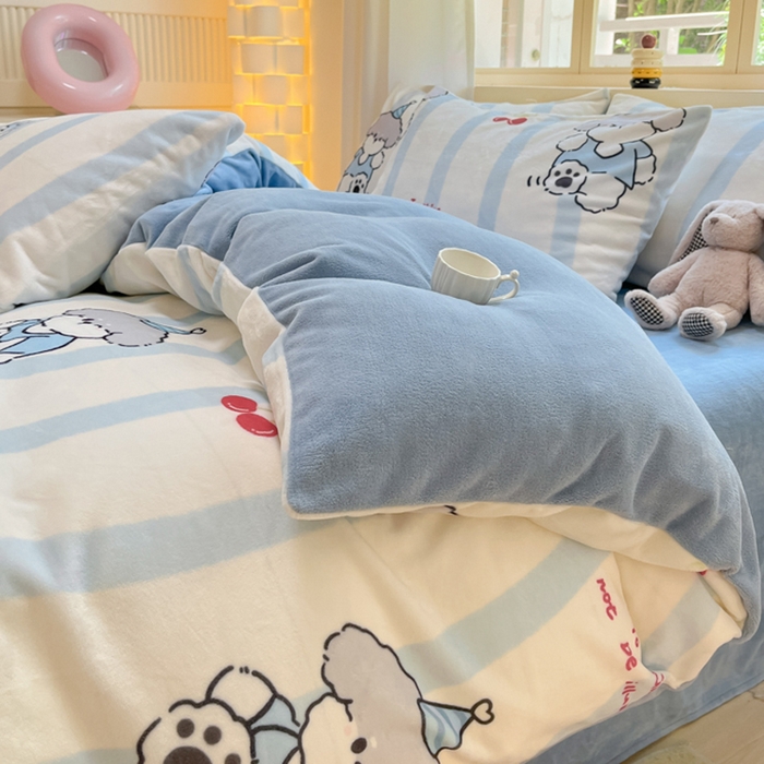 91家纺网 家纺一手货源 找家纺 铭宣 2025新款高克重牛奶绒印花保暖四件套床单床笠单被套款 高地犬-蓝