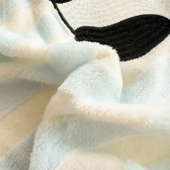 91家纺网 家纺一手货源 找家纺 繁花家居 2025新款经典条纹系列绣花牛奶绒单品床单床笠床单床笠单件 床笠-蓝条熊猫