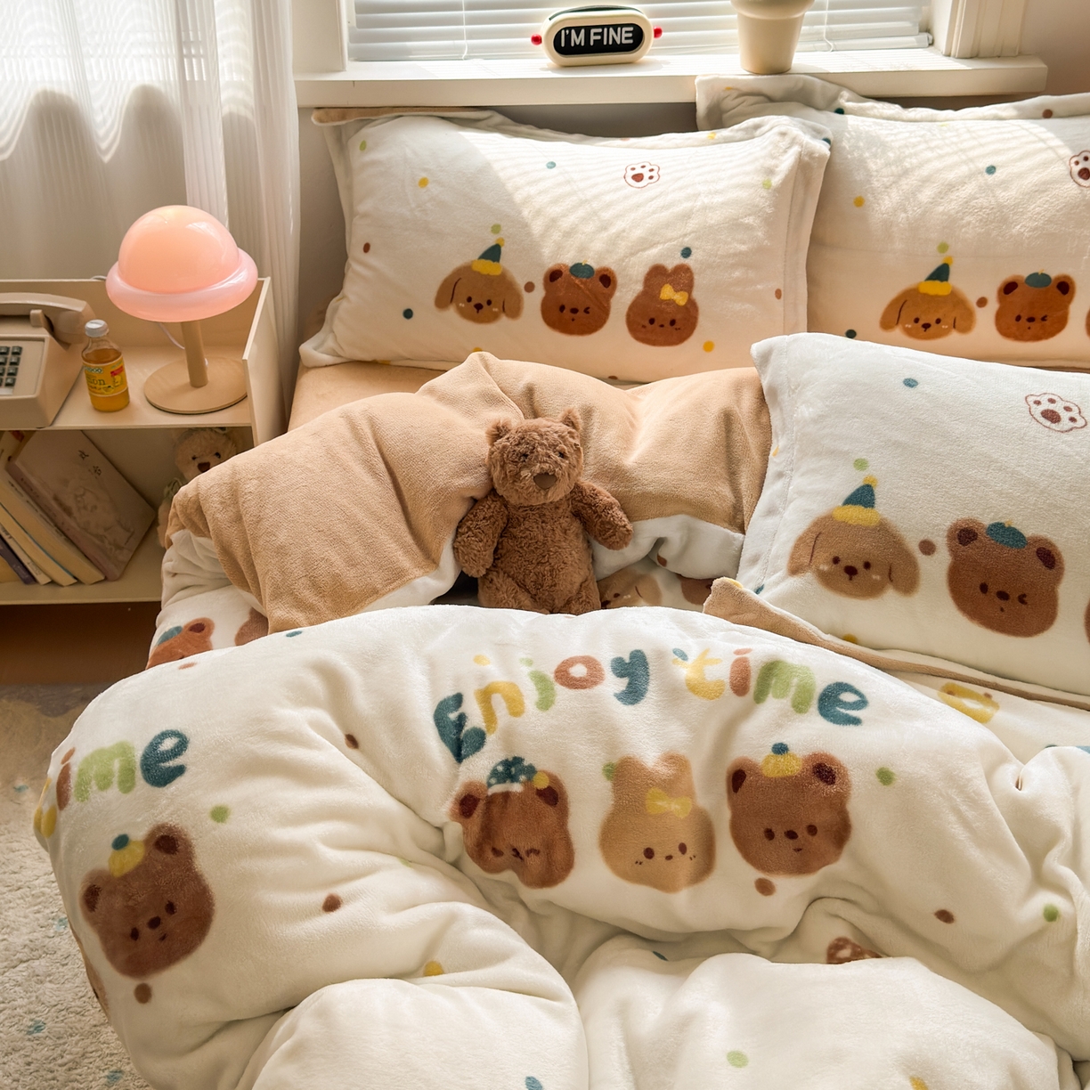 91家纺网 家纺一手货源 找家纺 铭宣 2025新款高克重牛奶绒印花保暖四件套床单床笠单被套款 欢乐颂