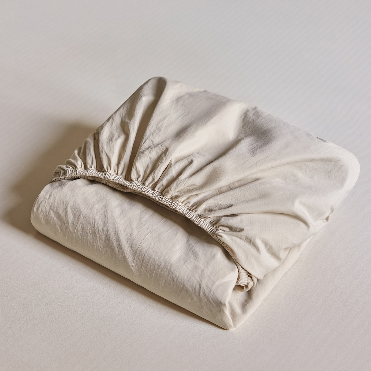 91家纺网 家纺一手货源 找家纺 轩和家居 2025新款70S砂洗长绒棉单床笠 芦暖