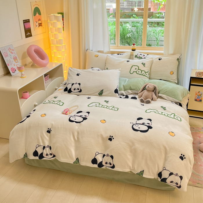 91家纺网 家纺一手货源 找家纺 铭宣 2025新款高克重牛奶绒印花保暖四件套床单床笠单被套款 萌仔熊猫