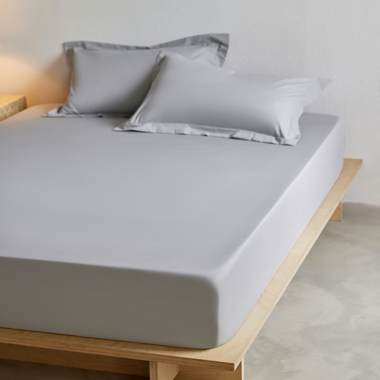 91家纺网 家纺一手货源 找家纺 轩和家居 2025新款70S砂洗长绒棉单床笠 松烟