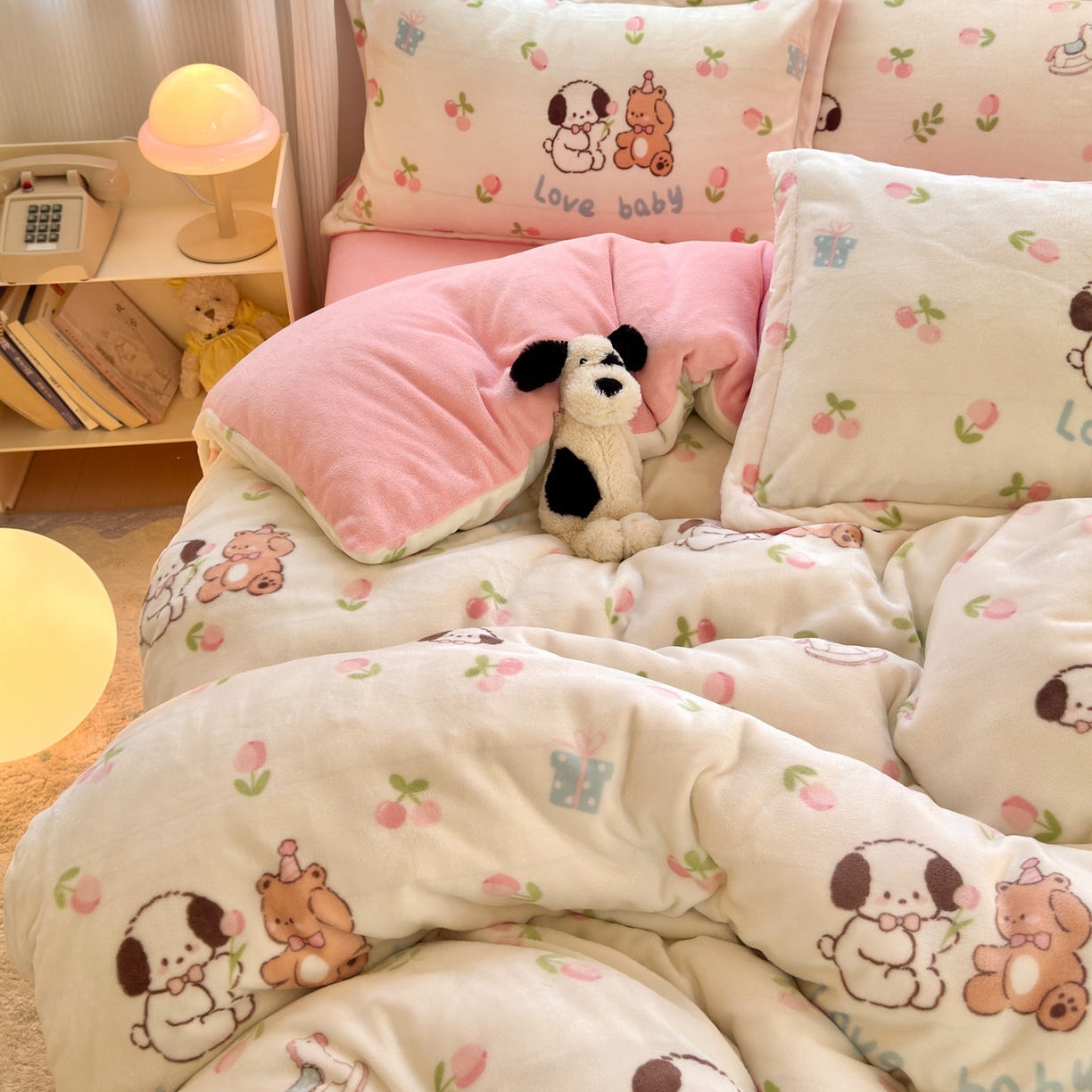 91家纺网 家纺一手货源 找家纺 铭宣 2025新款高克重牛奶绒印花保暖四件套床单床笠单被套款 秘密花园