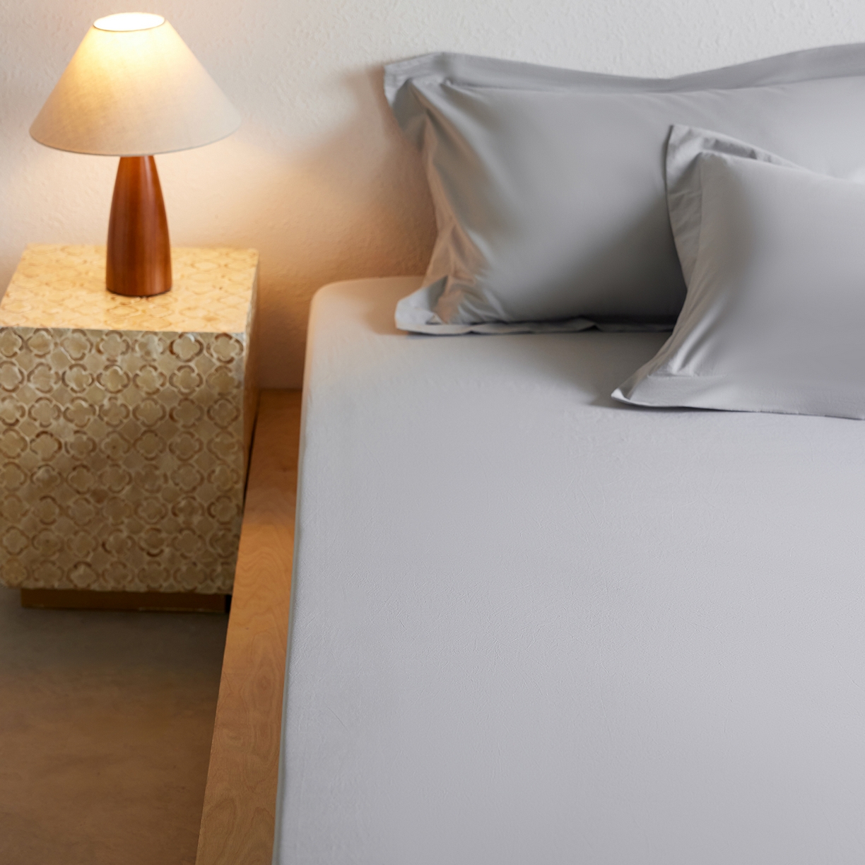 91家纺网 家纺一手货源 找家纺 轩和家居 2025新款70S砂洗长绒棉单床笠 松烟