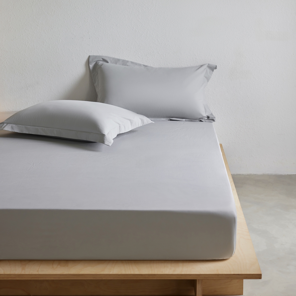 91家纺网 家纺一手货源 找家纺 轩和家居 2025新款70S砂洗长绒棉单床笠 松烟