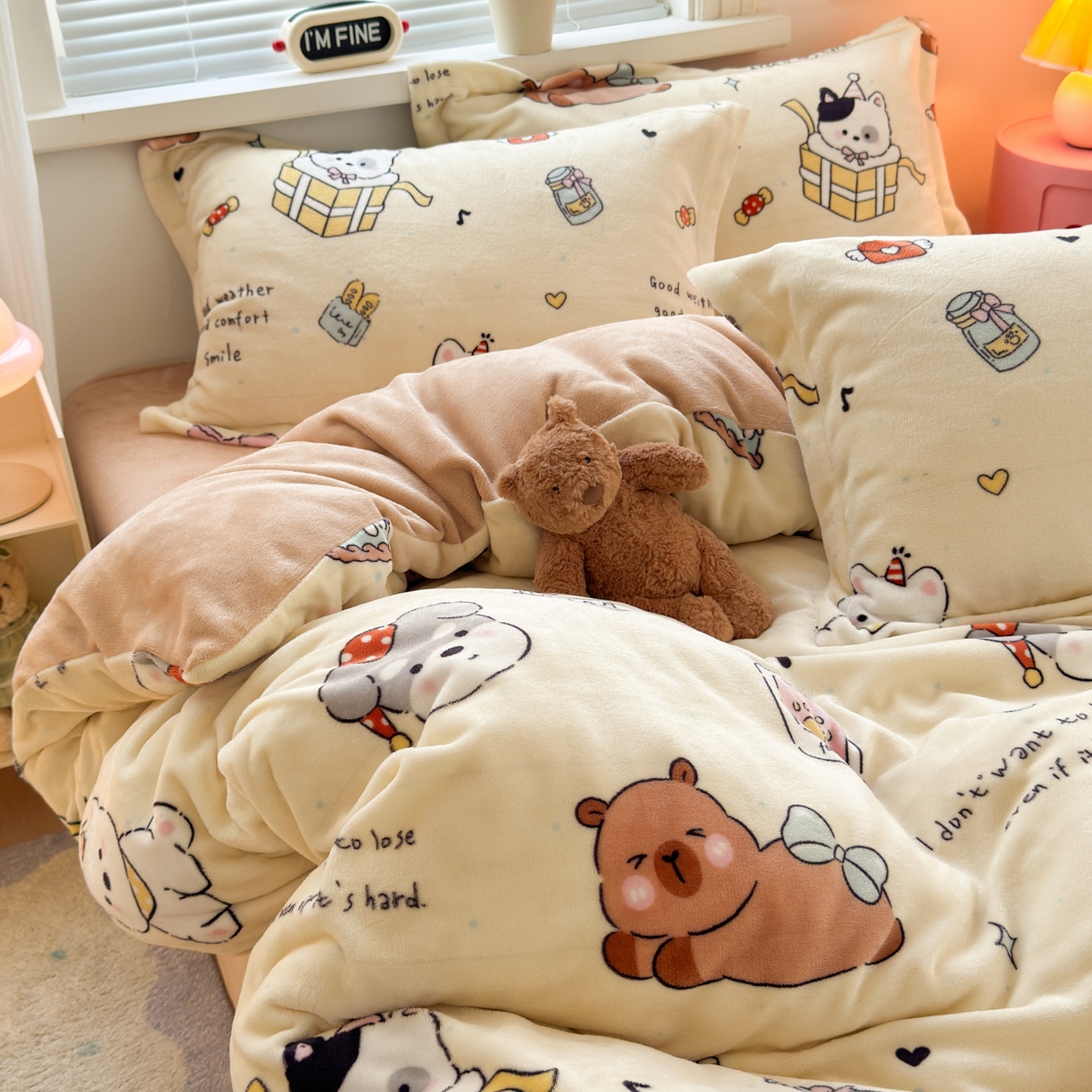 91家纺网 家纺一手货源 找家纺 铭宣 2025新款高克重牛奶绒印花保暖四件套床单床笠单被套款 奶油派对