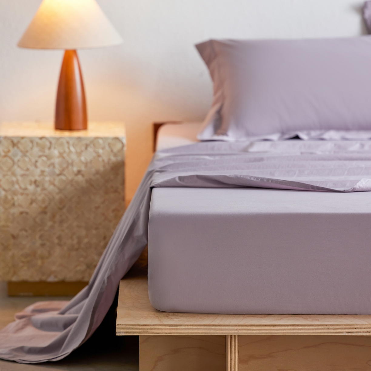 91家纺网 家纺一手货源 找家纺 轩和家居 2025新款70S砂洗长绒棉单床笠 烟凝