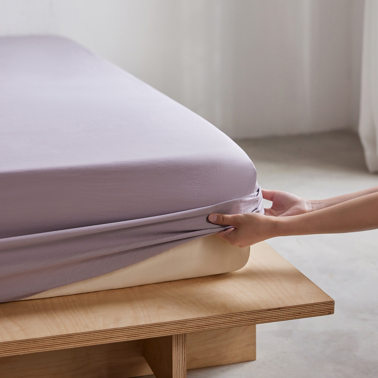 91家纺网 家纺一手货源 找家纺 轩和家居 2025新款70S砂洗长绒棉单床笠 烟凝