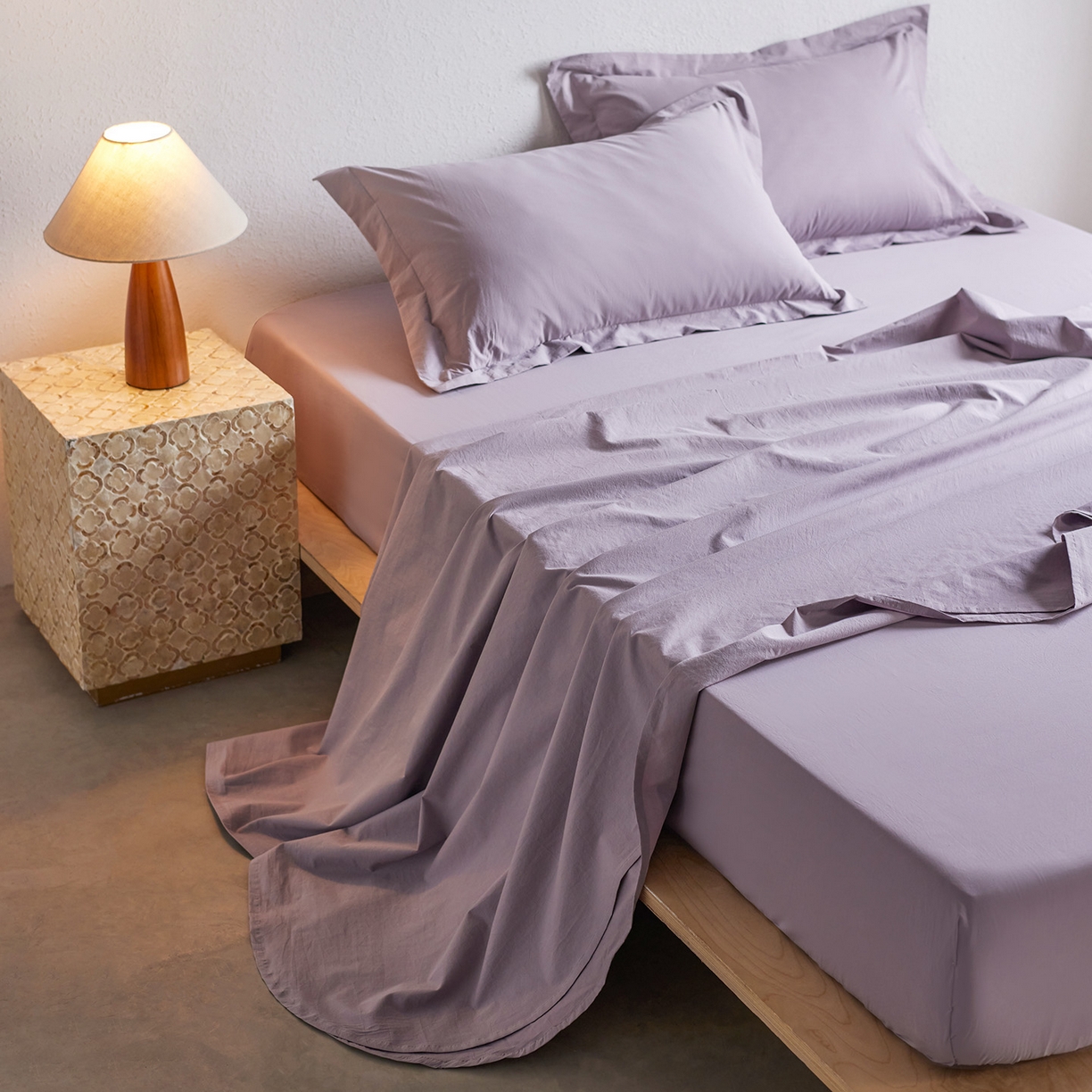 91家纺网 家纺一手货源 找家纺 轩和家居 2025新款70S砂洗长绒棉床单 烟凝