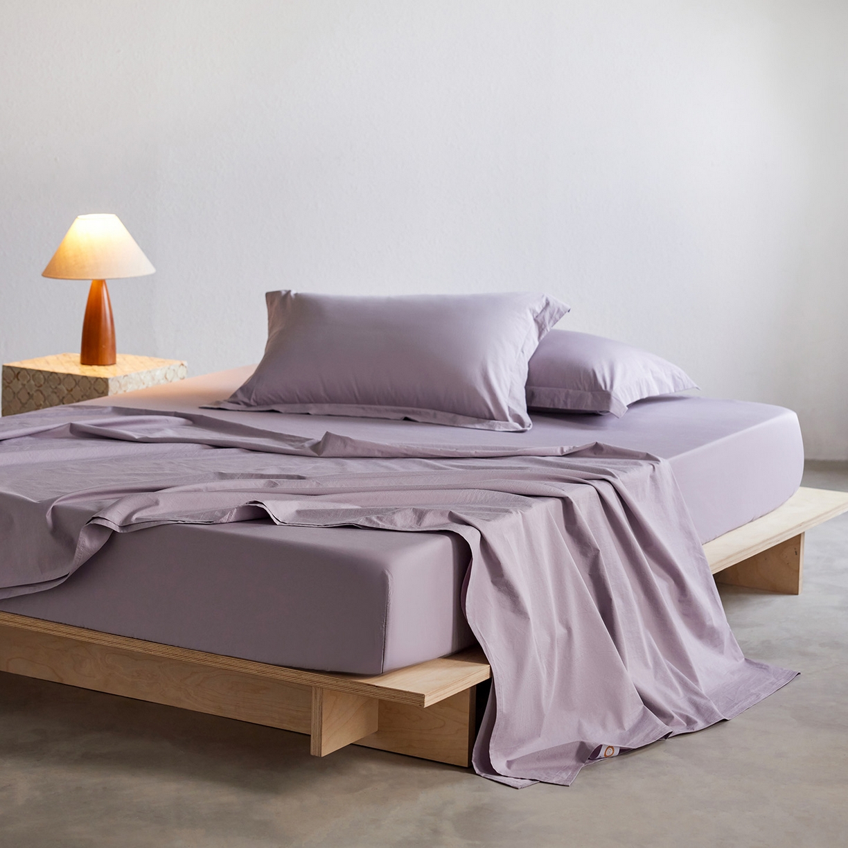 91家纺网 家纺一手货源 找家纺 轩和家居 2025新款70S砂洗长绒棉床单 烟凝