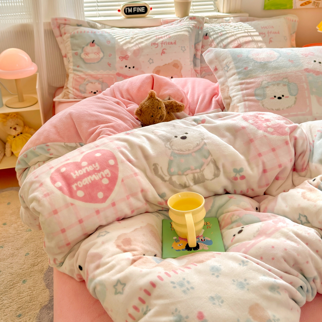 91家纺网 家纺一手货源 找家纺 铭宣 2025新款高克重牛奶绒印花保暖四件套床单床笠单被套款 甜心宝贝