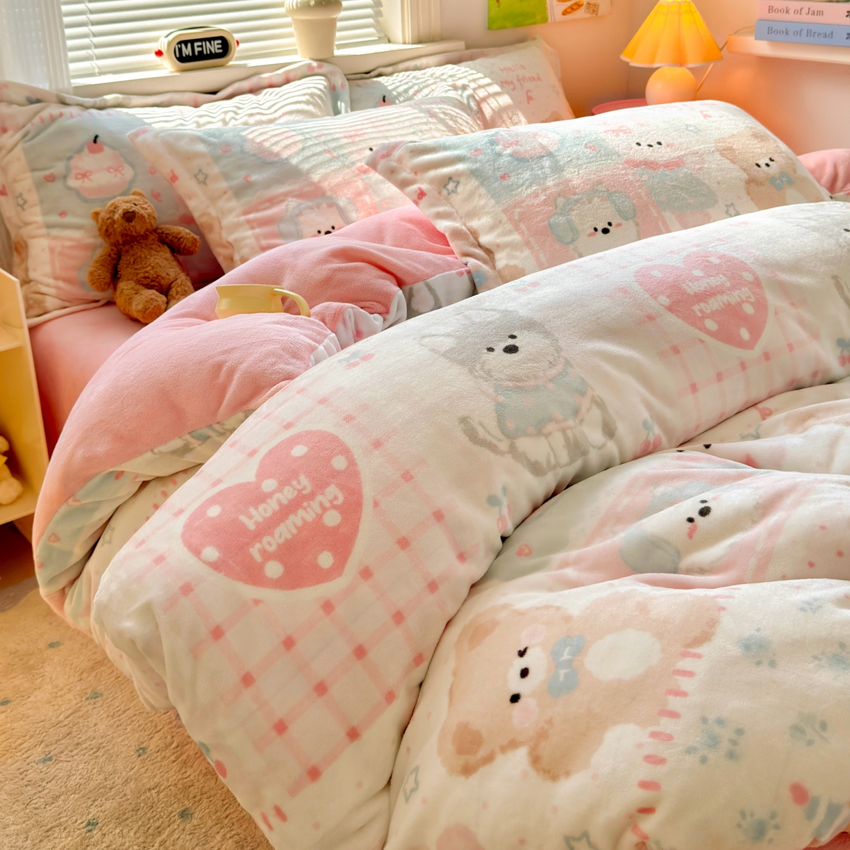 91家纺网 家纺一手货源 找家纺 铭宣 2025新款高克重牛奶绒印花保暖四件套床单床笠单被套款 甜心宝贝