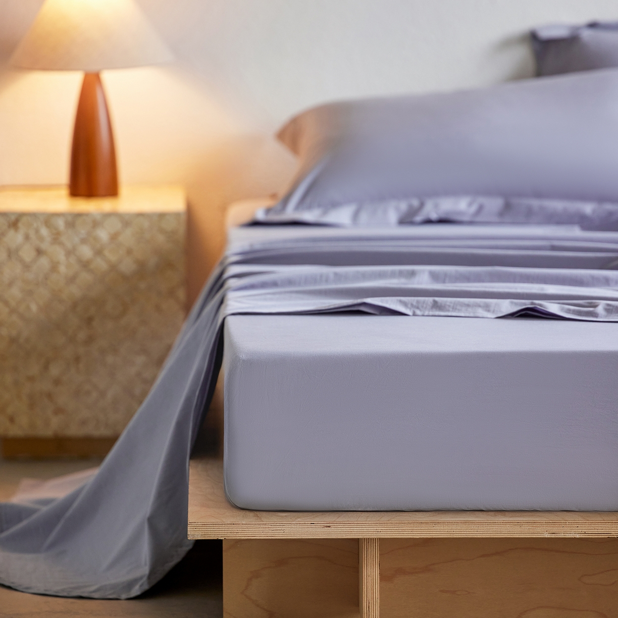 91家纺网 家纺一手货源 找家纺 轩和家居 2025新款70S砂洗长绒棉单床笠 云水