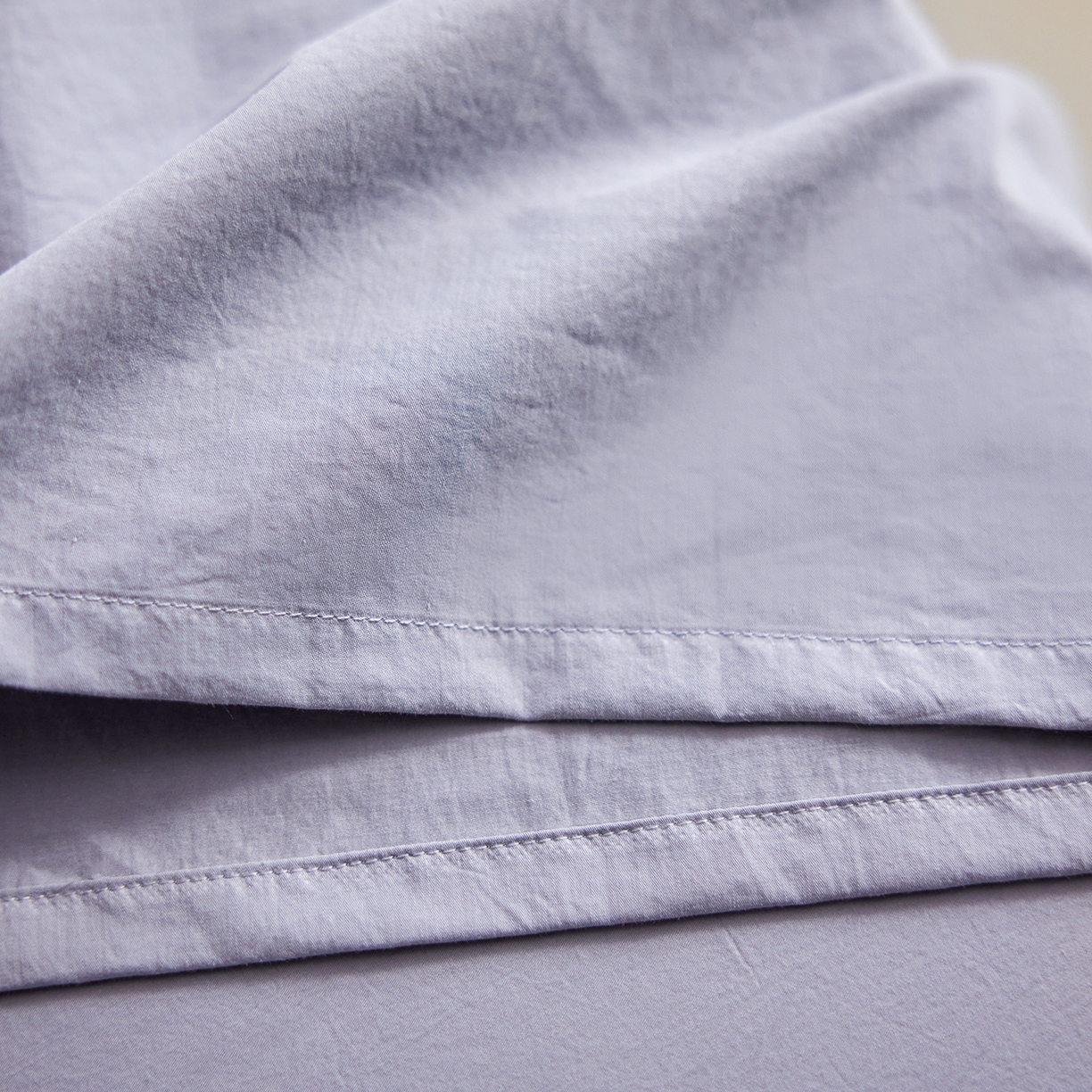 91家纺网 家纺一手货源 找家纺 轩和家居 2025新款70S砂洗长绒棉床单 云水