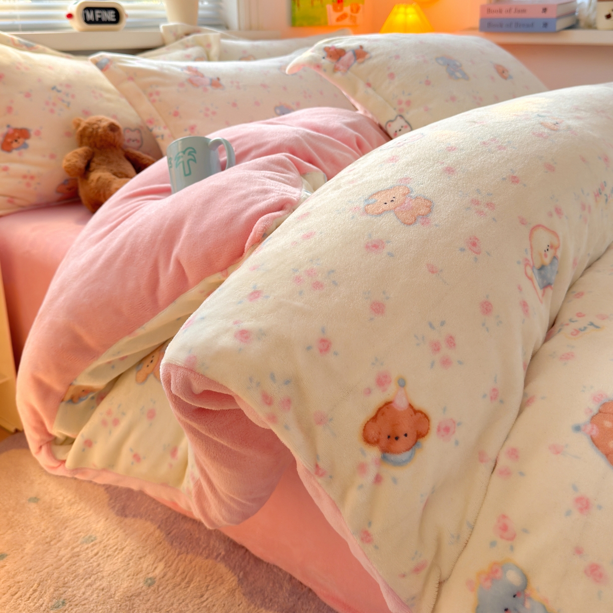 铭宣 2025新款高克重牛奶绒印花保暖四件套床单床笠单被套款 甜樱萌宠