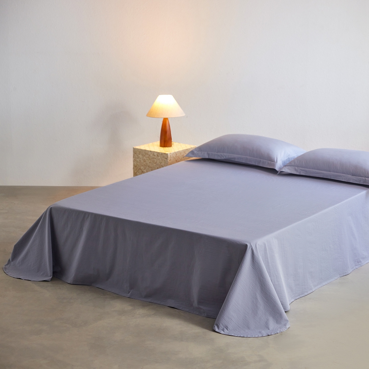 91家纺网 家纺一手货源 找家纺 轩和家居 2025新款70S砂洗长绒棉床单 云水