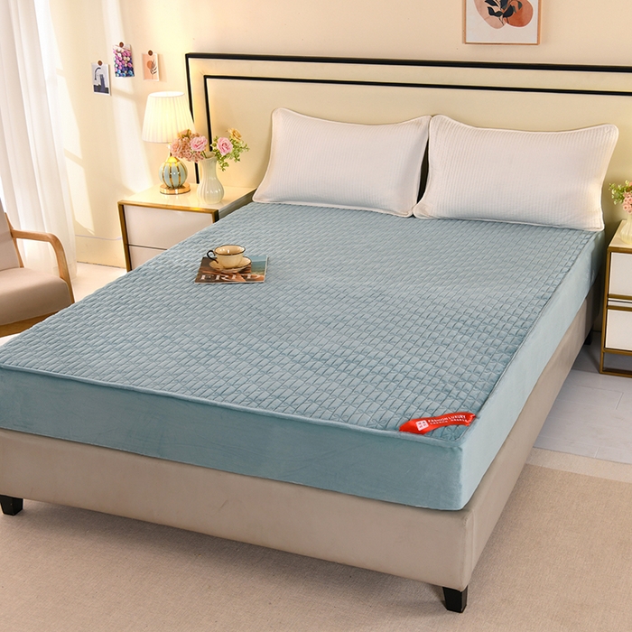 栩裕纺织 2025新款亲肤绒夹棉保暖床笠 浅绿