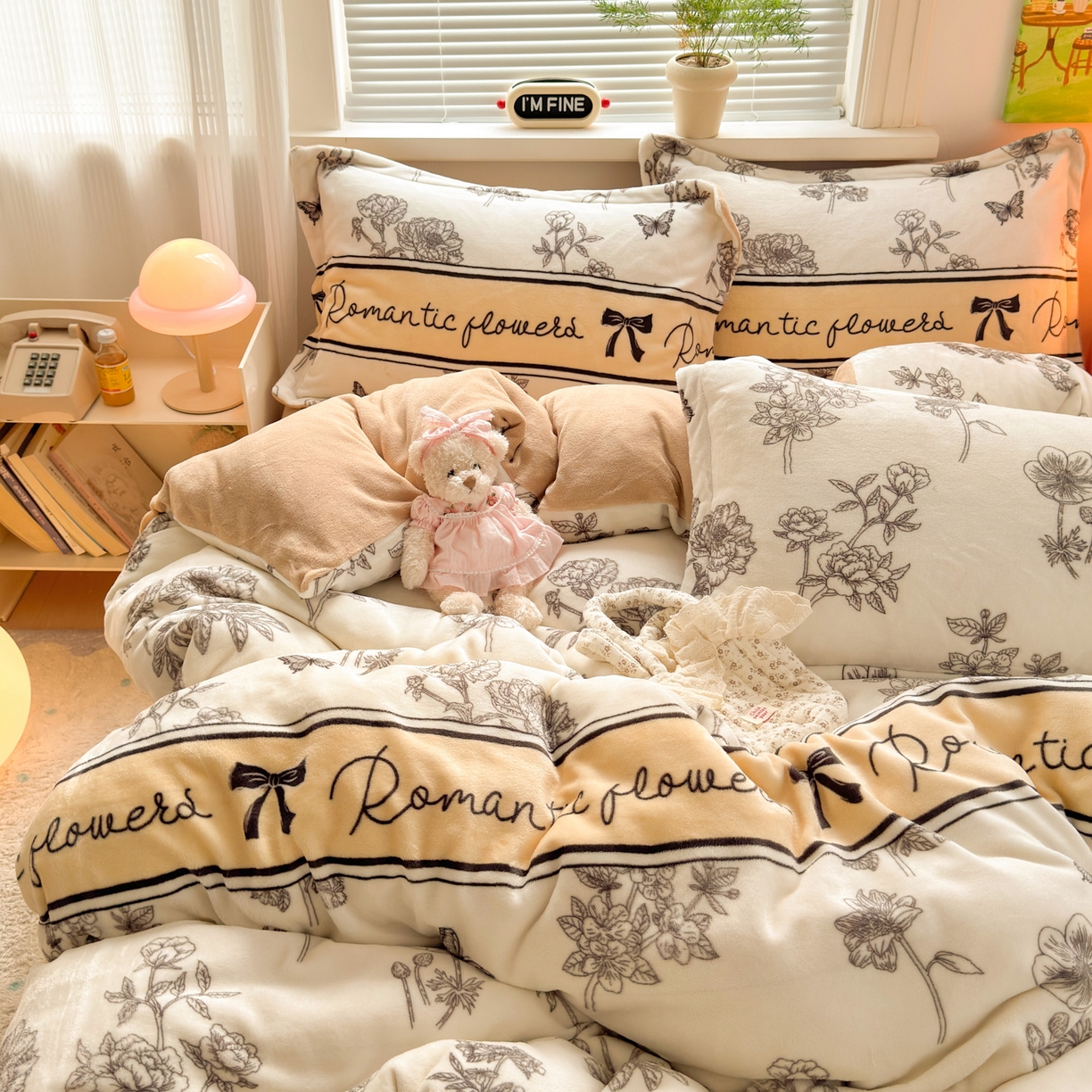 91家纺网 家纺一手货源 找家纺 铭宣 2025新款高克重牛奶绒印花保暖四件套床单床笠单被套款 一帘幽梦