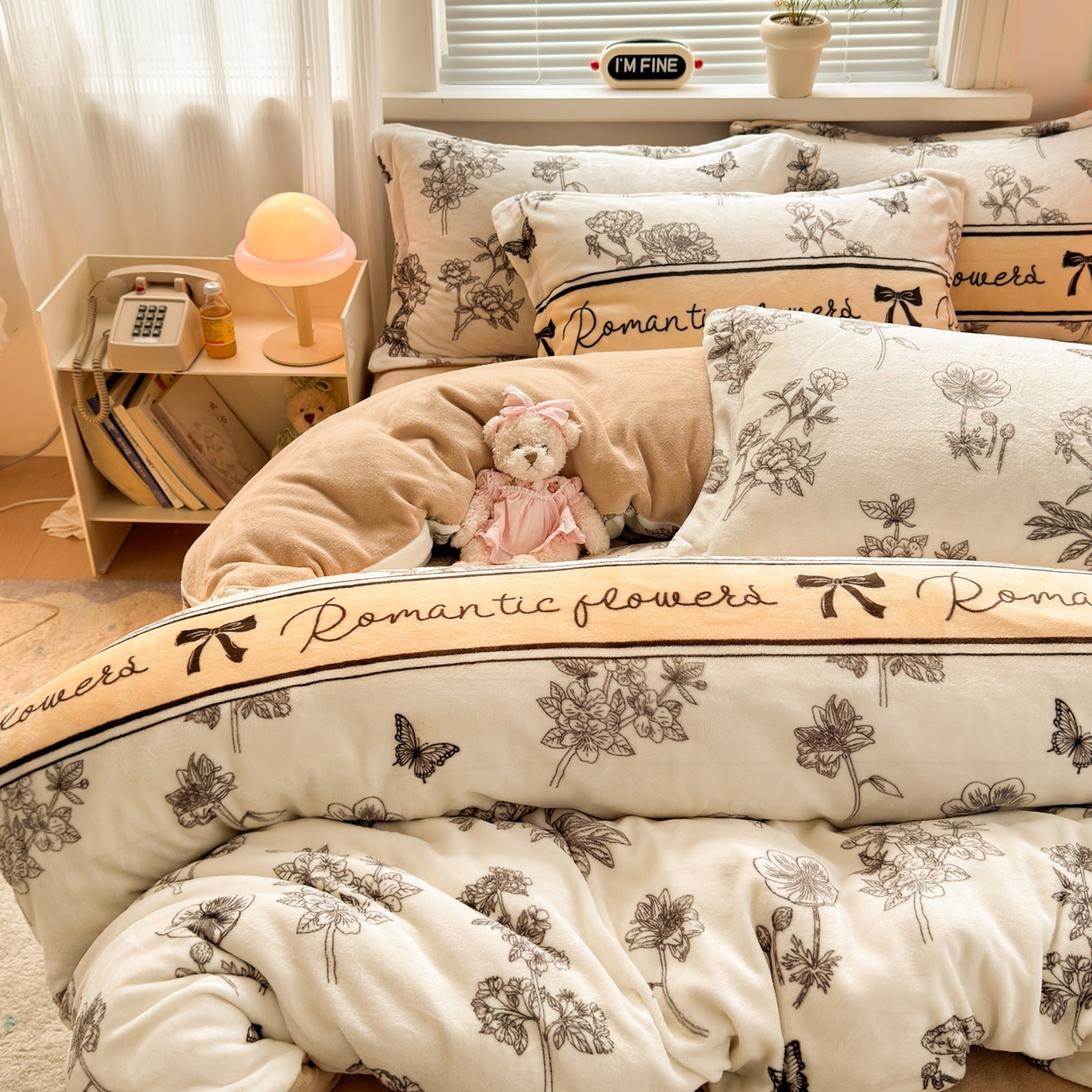 91家纺网 家纺一手货源 找家纺 铭宣 2025新款高克重牛奶绒印花保暖四件套床单床笠单被套款 一帘幽梦