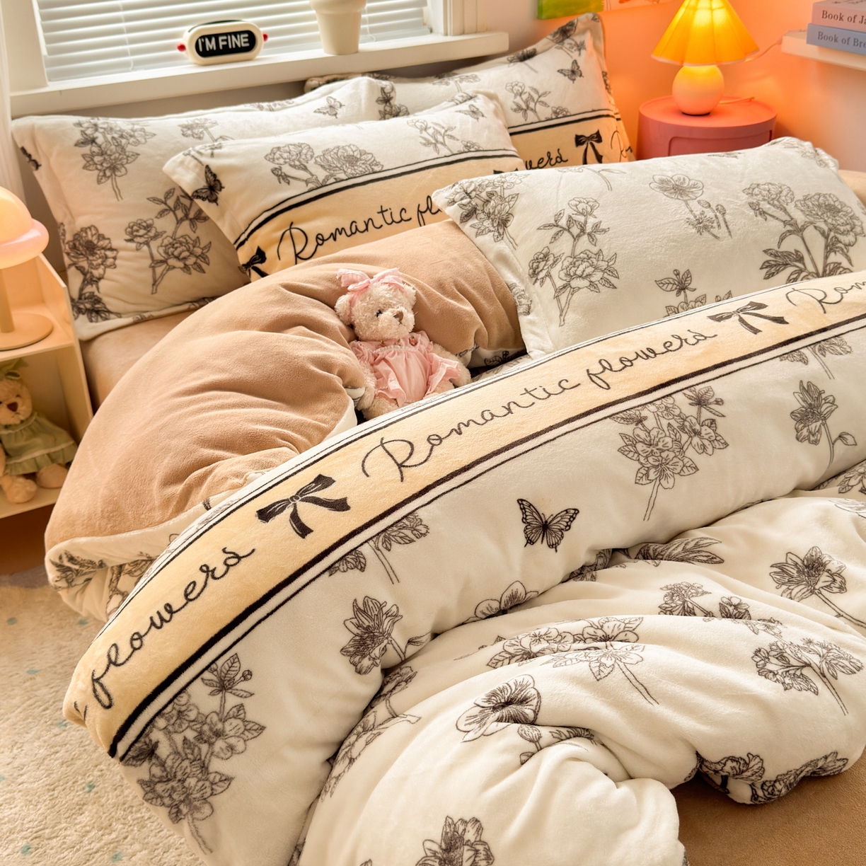 91家纺网 家纺一手货源 找家纺 铭宣 2025新款高克重牛奶绒印花保暖四件套床单床笠单被套款 一帘幽梦