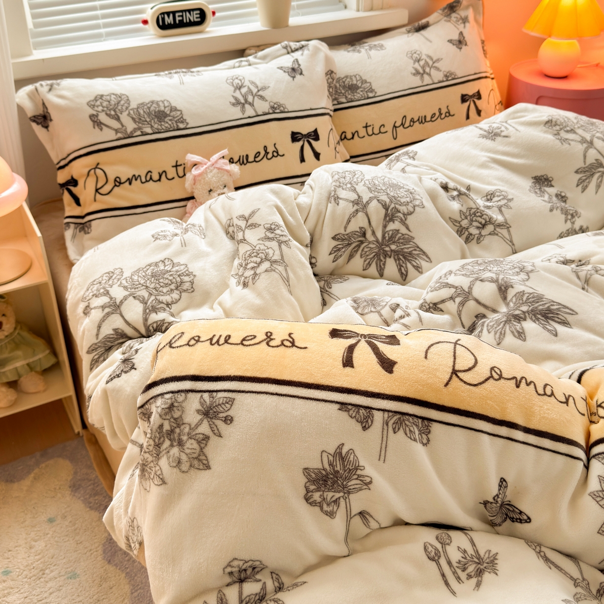 91家纺网 家纺一手货源 找家纺 铭宣 2025新款高克重牛奶绒印花保暖四件套床单床笠单被套款 一帘幽梦