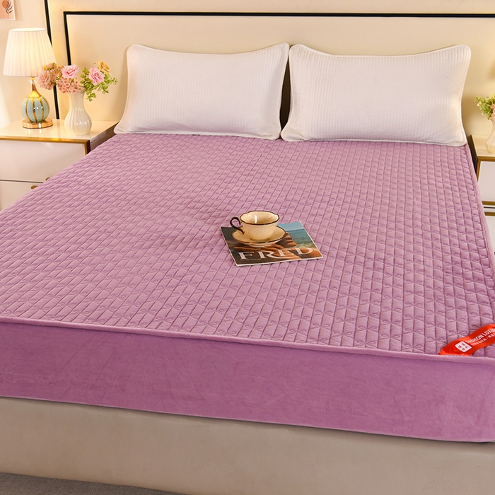 91家纺网 家纺一手货源 找家纺 栩裕纺织 2025新款亲肤绒夹棉保暖床笠 香芋紫