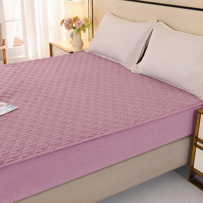 91家纺网 家纺一手货源 找家纺 栩裕纺织 2025新款亲肤绒夹棉保暖床笠 香芋紫