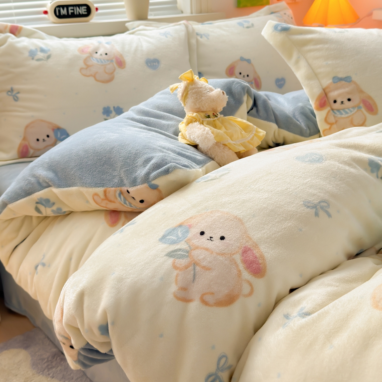 91家纺网 家纺一手货源 找家纺 铭宣 2025新款高克重牛奶绒印花保暖四件套床单床笠单被套款 郁金香小兔