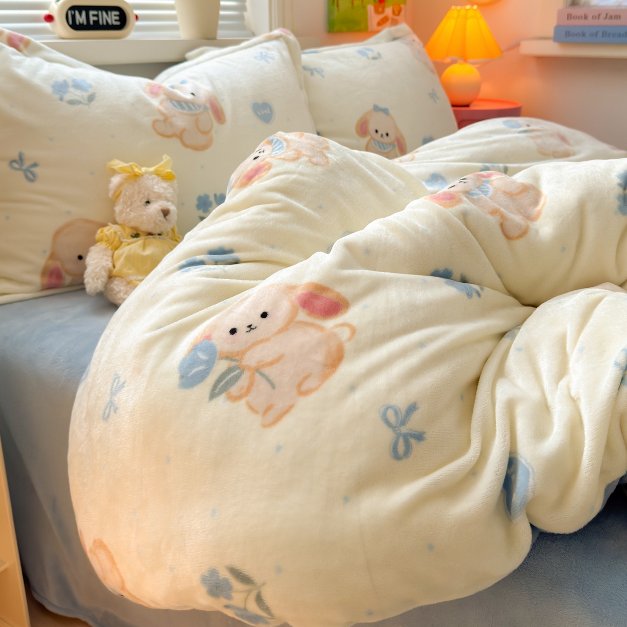 91家纺网 家纺一手货源 找家纺 铭宣 2025新款高克重牛奶绒印花保暖四件套床单床笠单被套款 郁金香小兔