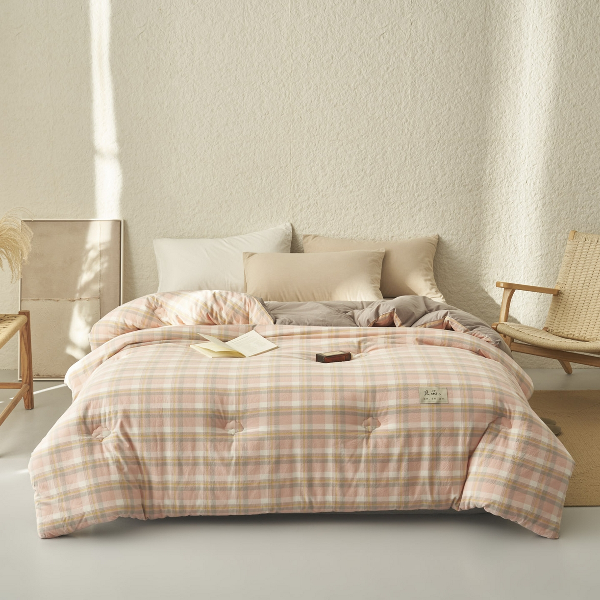 91家纺网 家纺一手货源 找家纺 子由家居 2025新款无印风100%新疆棉花被被子被芯 无印风-奶昔格