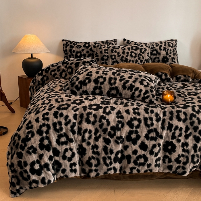 91家纺网 家纺一手货源 找家纺 （总）子曰 2025新款美拉德高克重兔绒牛奶绒床盖款四件套