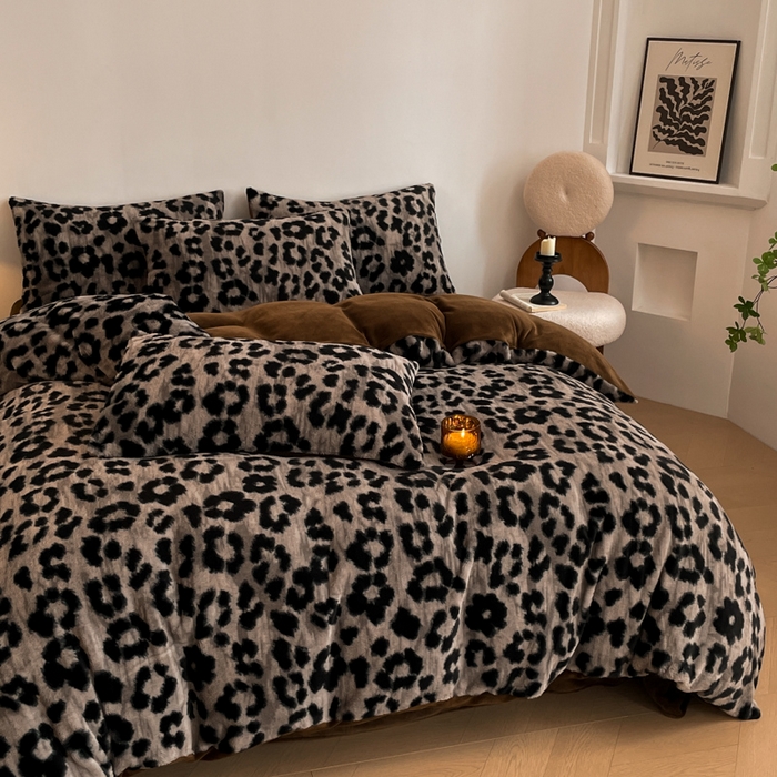 91家纺网 家纺一手货源 找家纺 （总）子曰 2025新款美拉德高克重兔绒牛奶绒床盖款四件套