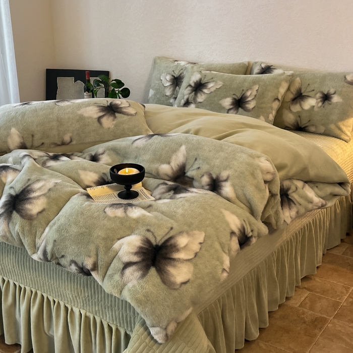 91家纺网 家纺一手货源 找家纺 （总）子曰 2025新款美拉德高克重兔绒牛奶绒床盖款四件套