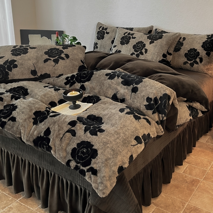 91家纺网 家纺一手货源 找家纺 （总）子曰 2025新款美拉德高克重兔绒牛奶绒床盖款四件套