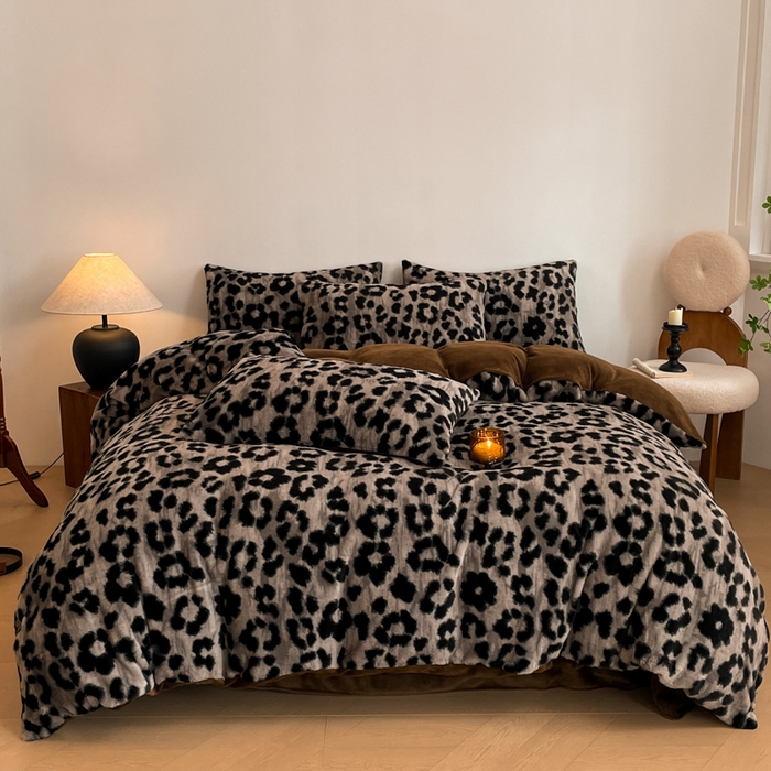 91家纺网 家纺一手货源 找家纺 子曰 2025新款美拉德高克重兔绒牛奶绒床盖款四件套 简约款-豹纹