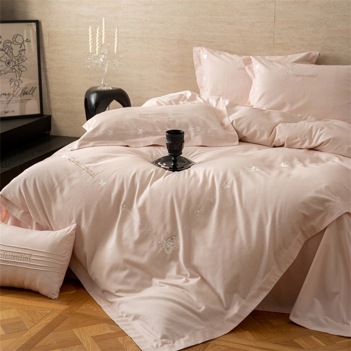 91家纺网 家纺一手货源 找家纺 红番天家居馆 （控价）2025新款全棉云柔棉磨毛+磨毛肌理纹+工艺款四件套-岚蝶（每款供货价的基础上一切活动券后+100） 岚蝶 盈盈