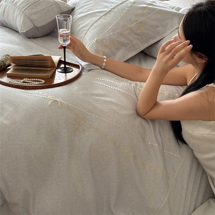 91家纺网 家纺一手货源 找家纺 红番天家居馆 （控价）2025新款全棉云柔棉磨毛+磨毛肌理纹+工艺款四件套-珠光（每款供货价的基础上一切活动券后+100） 珠光 素采